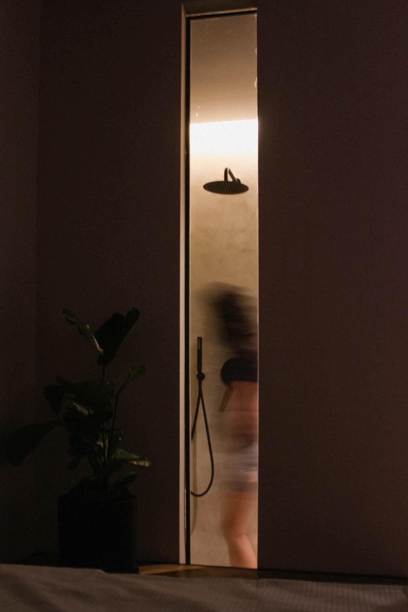 Muz Studios Тирана Екстериор снимка