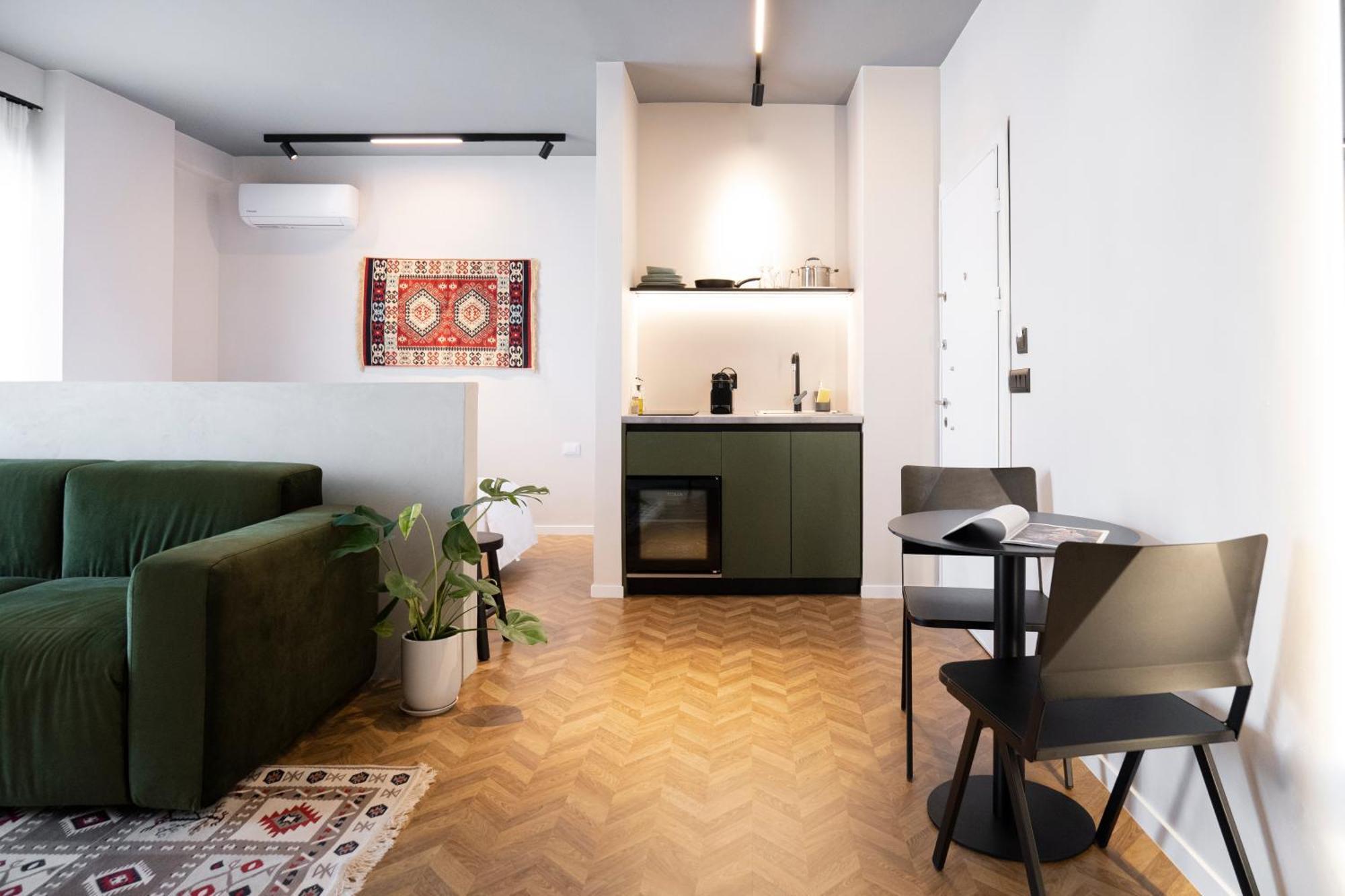 Muz Studios Тирана Екстериор снимка