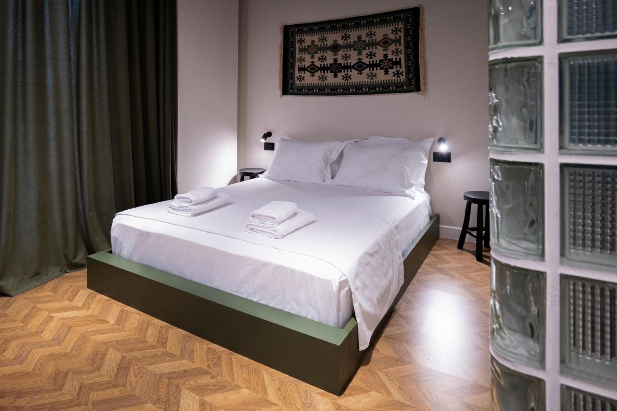 Muz Studios Тирана Екстериор снимка